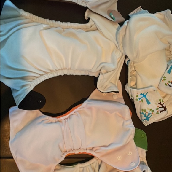 Giant lot of Gently used cloth diapers. 15. Inludes outers and inners. - Picture 2 of 7